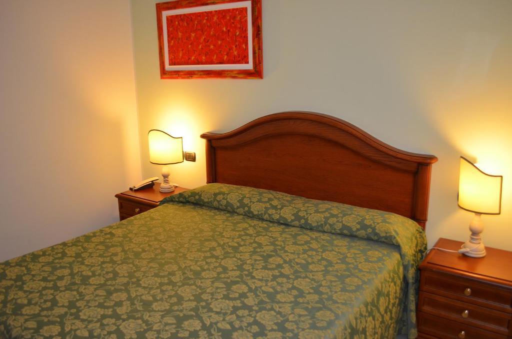 Hotel Olioso Peschiera del Garda Pokoj fotografie