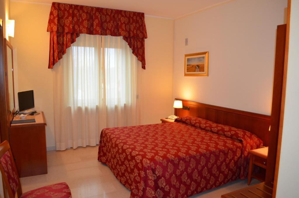 Hotel Olioso Peschiera del Garda Pokoj fotografie