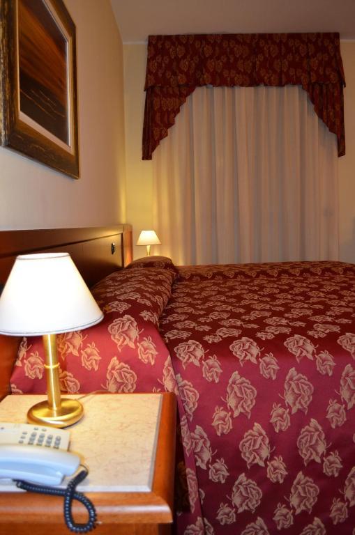 Hotel Olioso Peschiera del Garda Pokoj fotografie