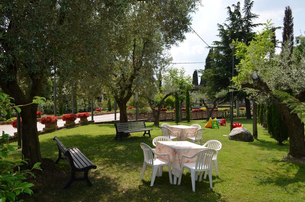 Hotel Olioso Peschiera del Garda Exteriér fotografie